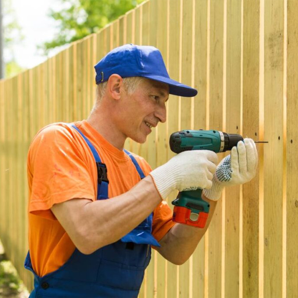 Fence Installation & Repair Services - Fixhunters