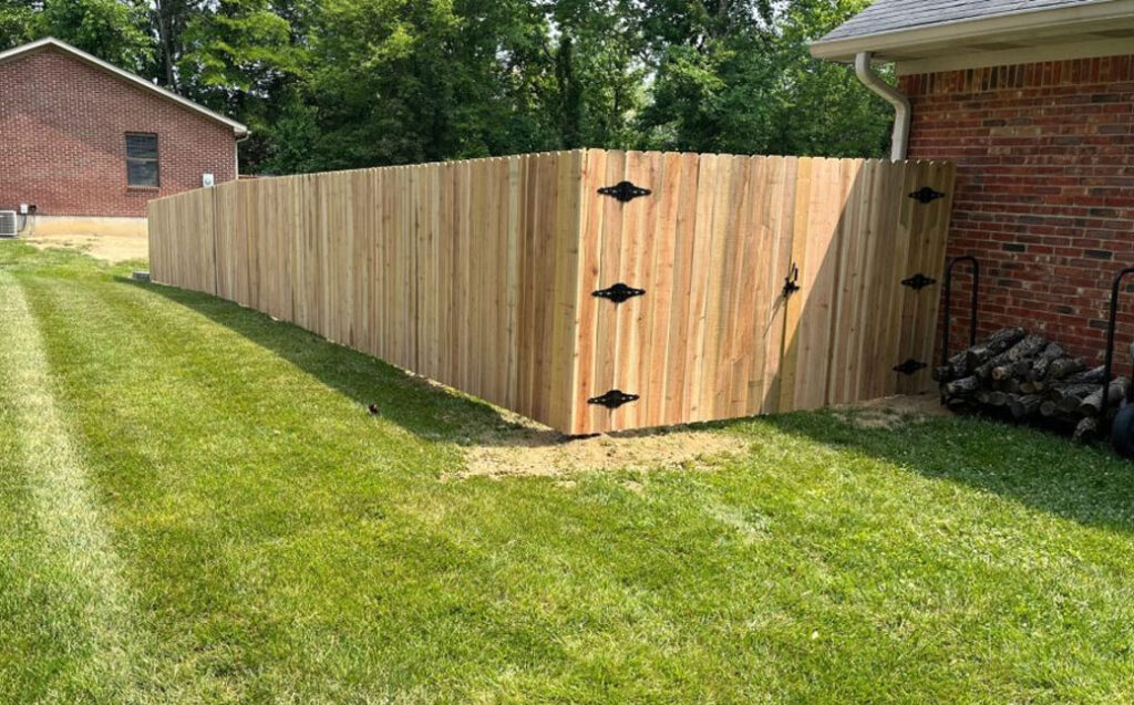 Wooden fence installation and repair contractors